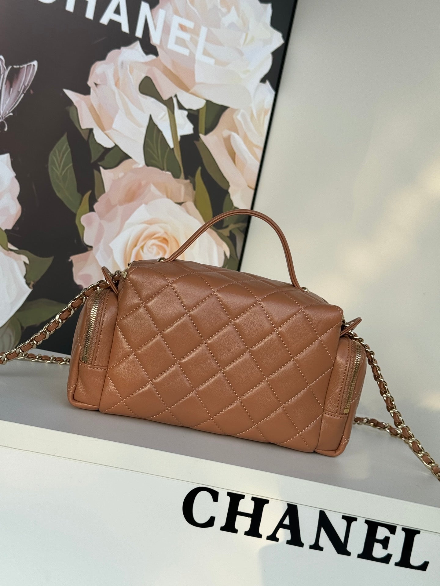 Chanel AS5222 Vanity Case Shiny Crumpled Lambskin & Gold-Tone Metal Brown