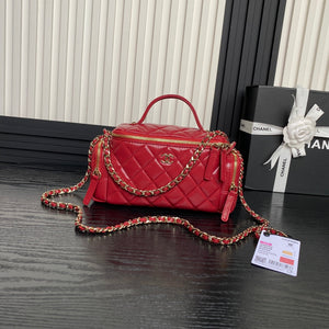 Chanel AS5222 Vanity Case Shiny Crumpled Lambskin & Gold-Tone Metal Red - Default Title - View 1