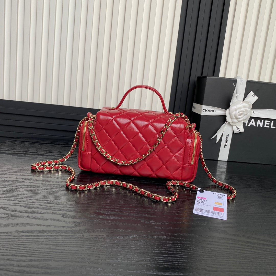 Chanel AS5222 Vanity Case Shiny Crumpled Lambskin & Gold-Tone Metal Red - Default Title - View 2