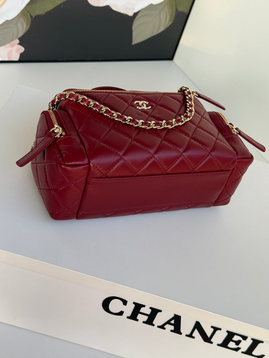Chanel AS5222 Vanity Case Shiny Crumpled Lambskin & Gold-Tone Metal Wine Red