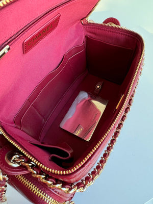 Chanel AS5222 Vanity Case Shiny Crumpled Lambskin & Gold-Tone Metal Wine Red - Default Title - View 4