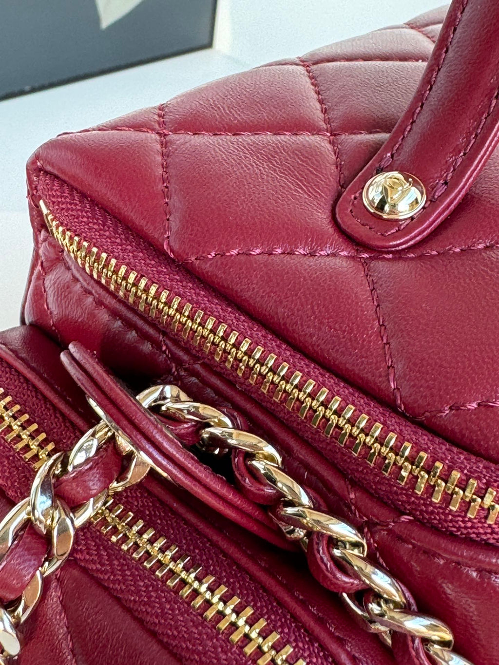 Chanel AS5222 Vanity Case Shiny Crumpled Lambskin & Gold-Tone Metal Wine Red
