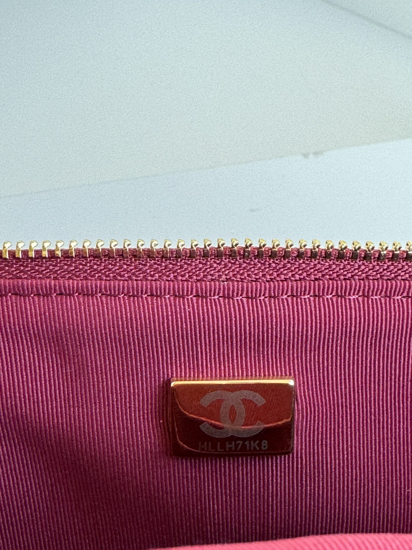 Chanel AS5222 Vanity Case Shiny Crumpled Lambskin & Gold-Tone Metal Wine Red - Default Title - View 9
