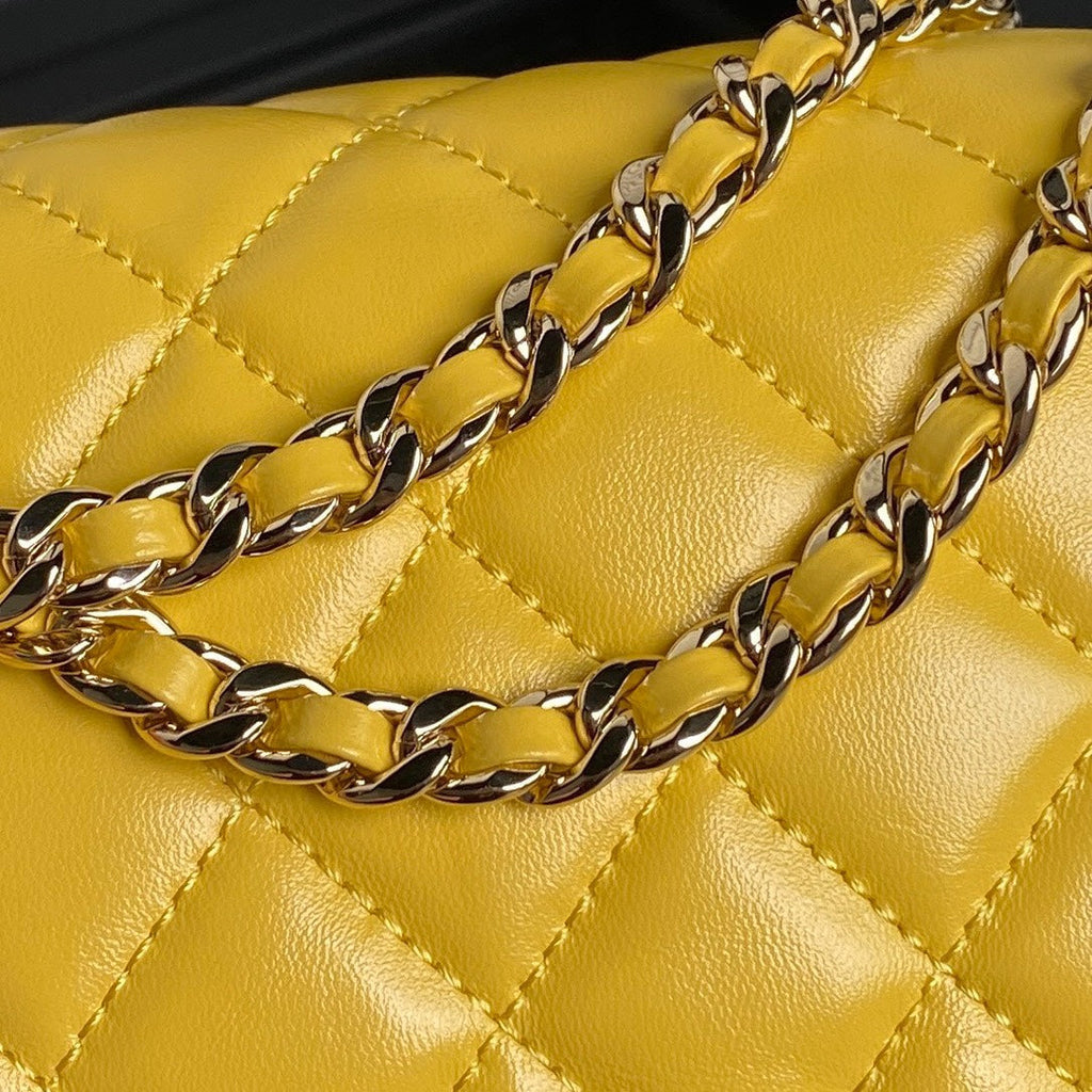 Chanel AS5222 Vanity Case Shiny Crumpled Lambskin & Gold-Tone Metal Yellow