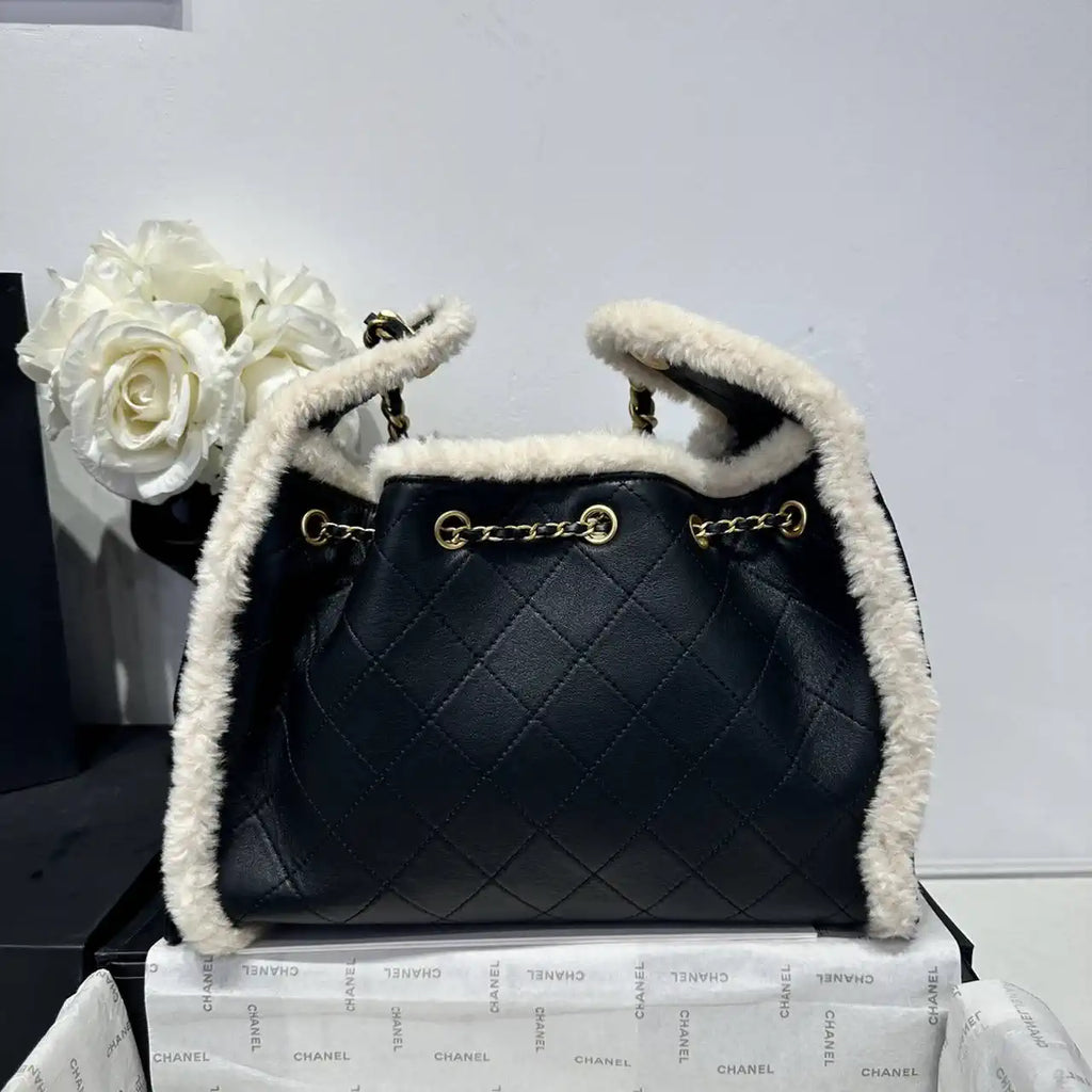 Chanel AS5293 Small Hobo Calfskin & Gold-Tone Metal Black &Wool