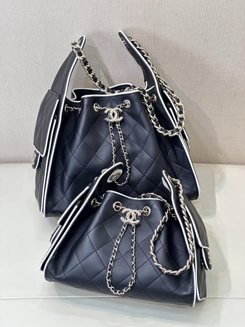 Chanel AS5293 Small Hobo Handbag Lambskin & Gold-Tone Metal Black &White - Default Title - View 12