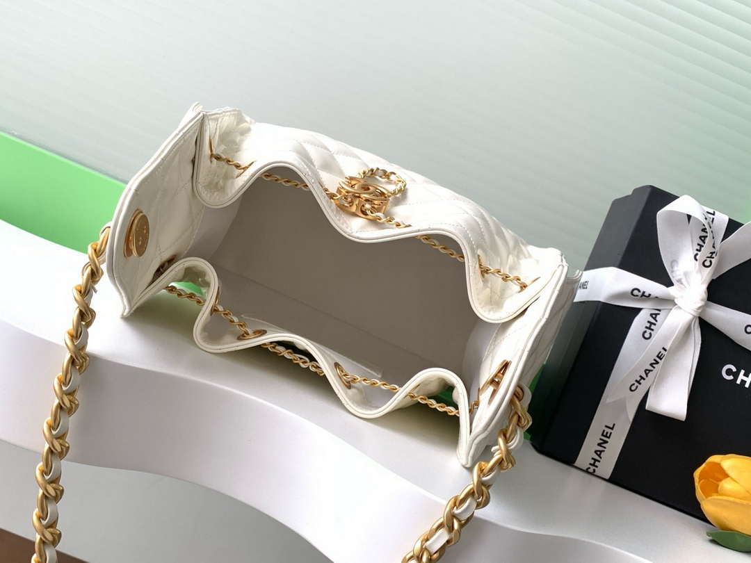 Chanel AS5293 Small Hobo Shiny Lambskin & Gold-Tone Metal White