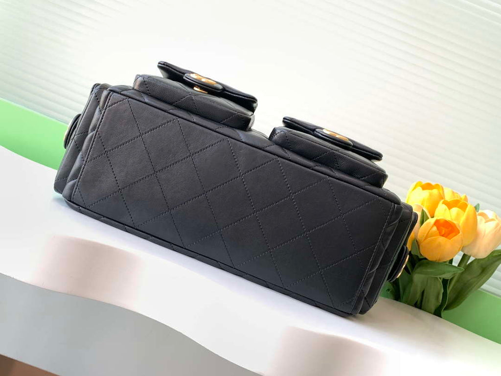 Chanel AS5302 Hobo Shiny Lambskin & Gold-Tone Metal Black