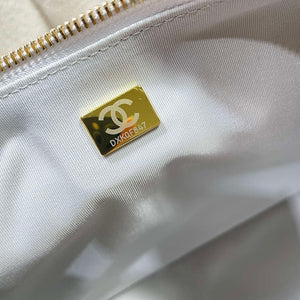 Chanel AS5302 Hobo Shiny Lambskin & Gold-Tone Metal Gray - Default Title - View 9