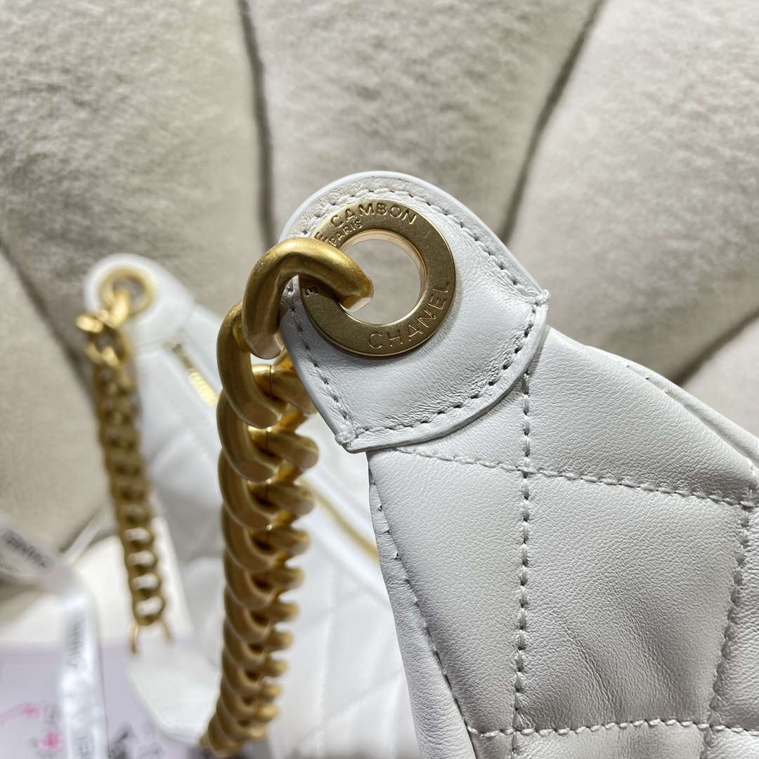 Chanel AS5302 Hobo Shiny Lambskin & Gold-Tone Metal White