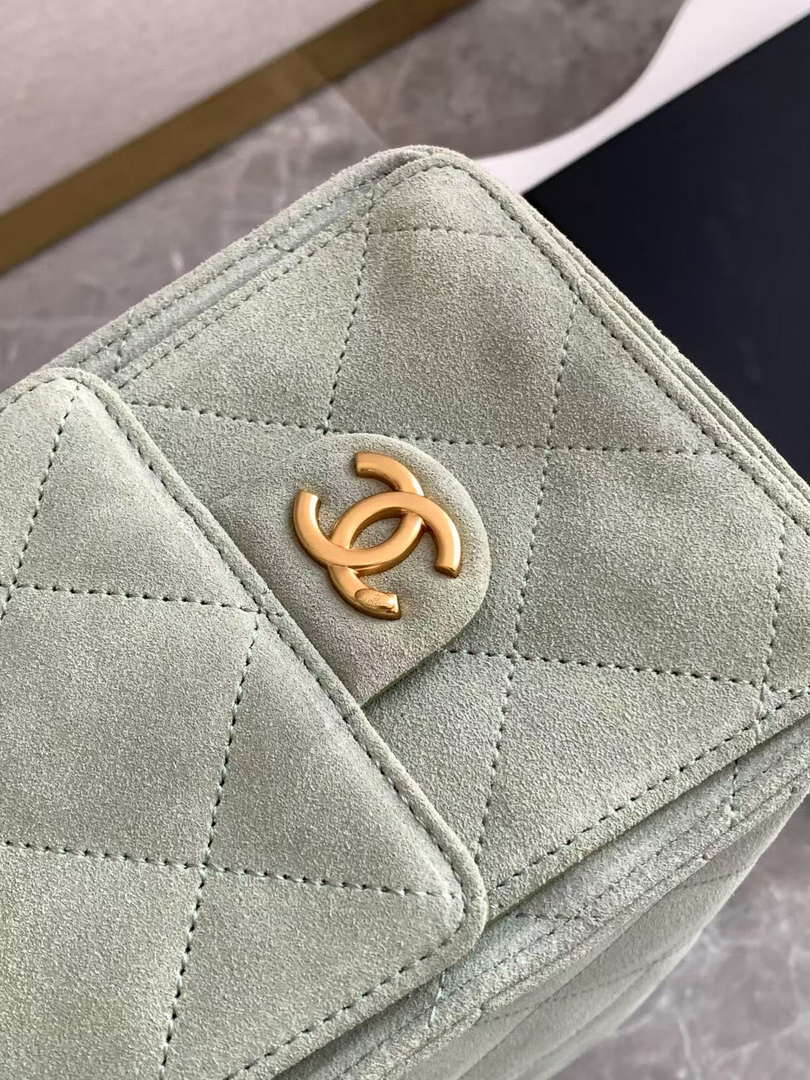 Chanel AS5303 Hobo Suede & Gold-Tone Metal Light Green - Default Title - View 6
