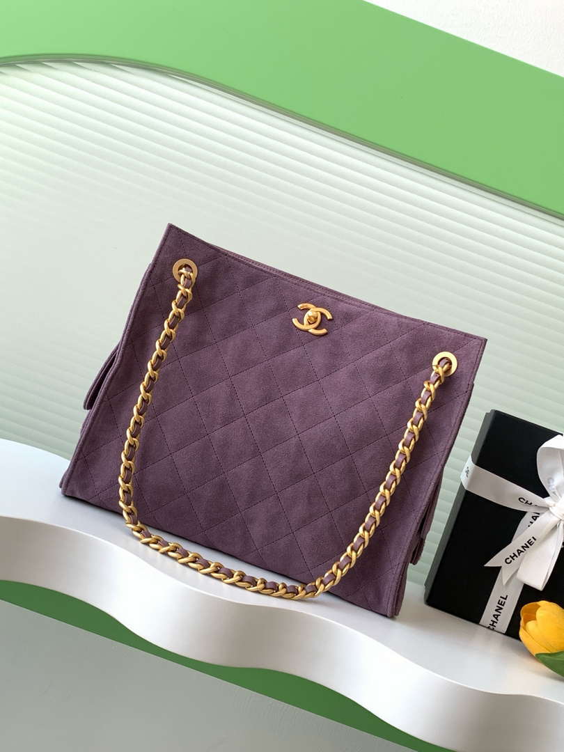 Chanel AS5303 Hobo Suede & Gold-Tone Metal Light Purple
