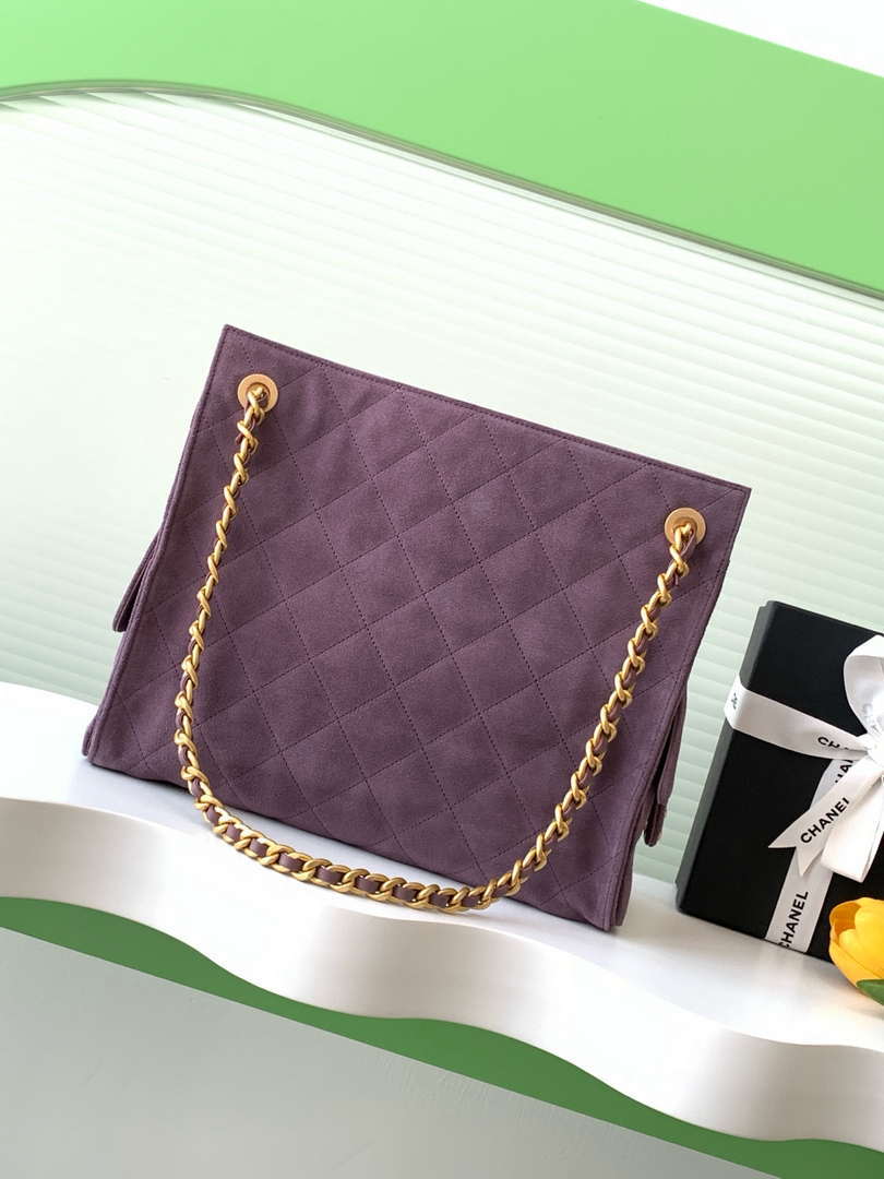 Chanel AS5303 Hobo Suede & Gold-Tone Metal Light Purple