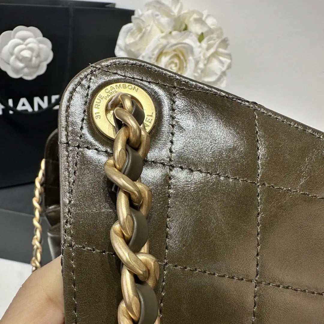 Chanel AS5311 Hobo Bag Lambskin & Gold-Tone Metal Dark Green
