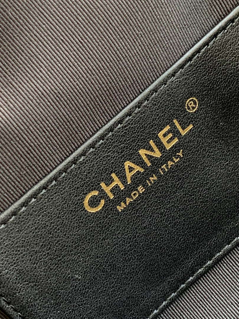 Chanel AS5311 Large Hobo Shiny Lambskin & Gold-Tone Metal Black