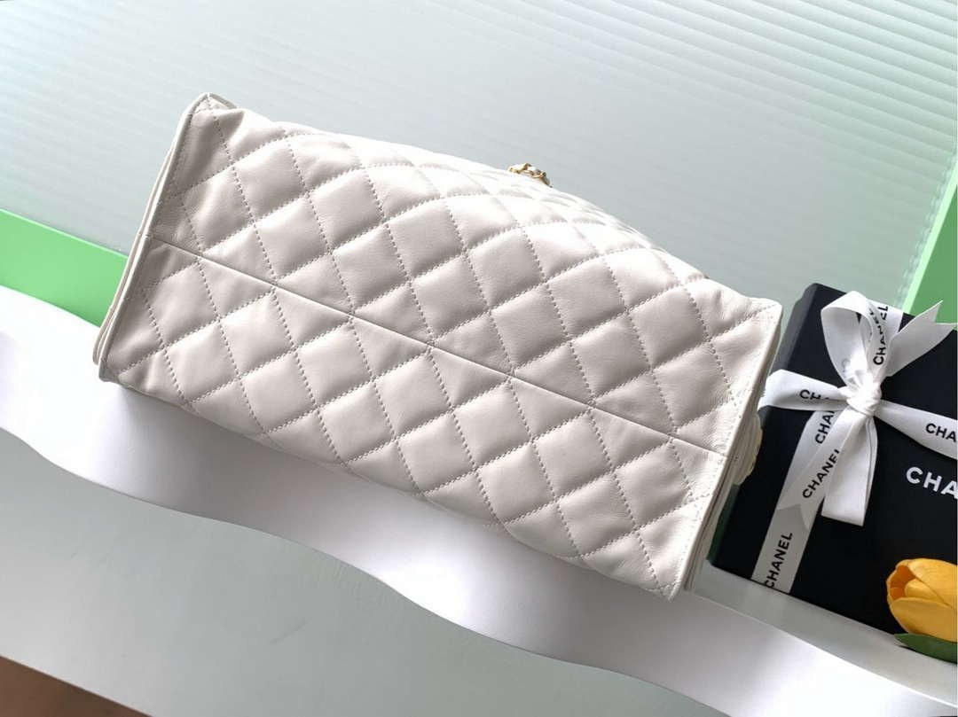 Chanel AS5311 Large Hobo Shiny Lambskin & Gold-Tone Metal White