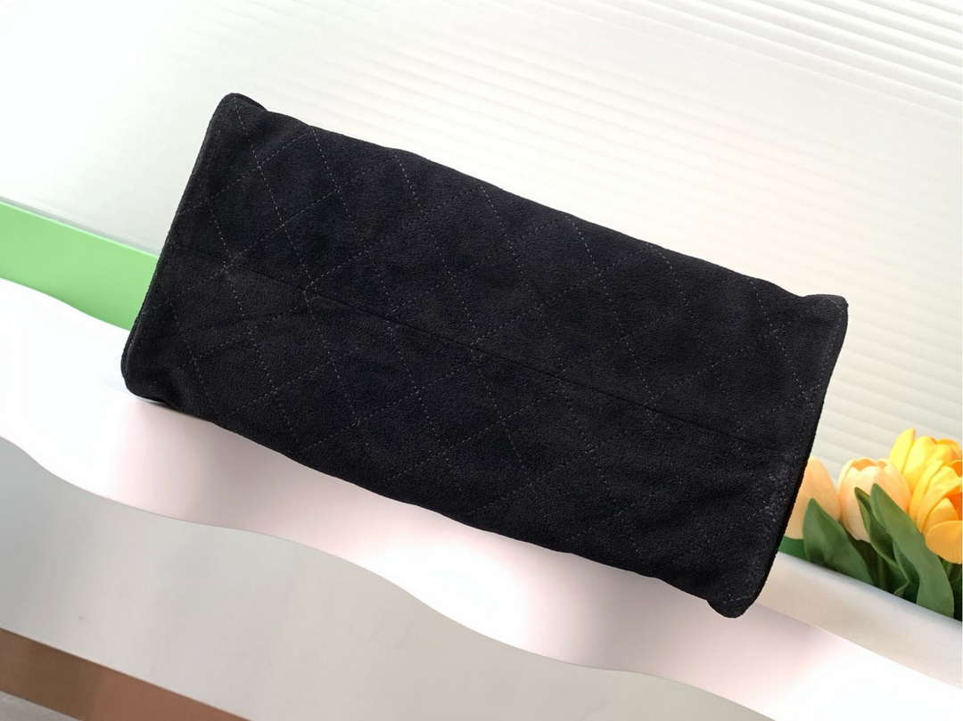 Chanel AS5311 Large Hobo Suede & Gold-Tone Metal Black - Default Title - View 4