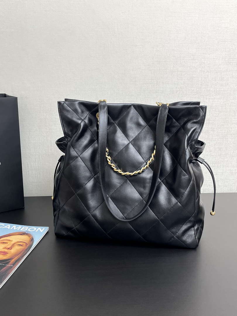 Chanel AS5315 Shopping Bag Shiny Lambskin & Gold-Tone Metal Black