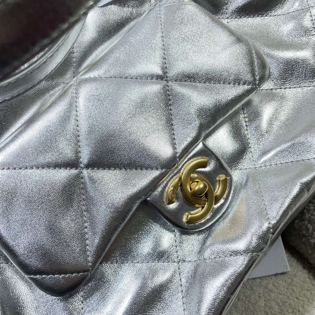 Chanel AS5315 Shopping Bag Shiny Lambskin & Gold-Tone Metal Silver
