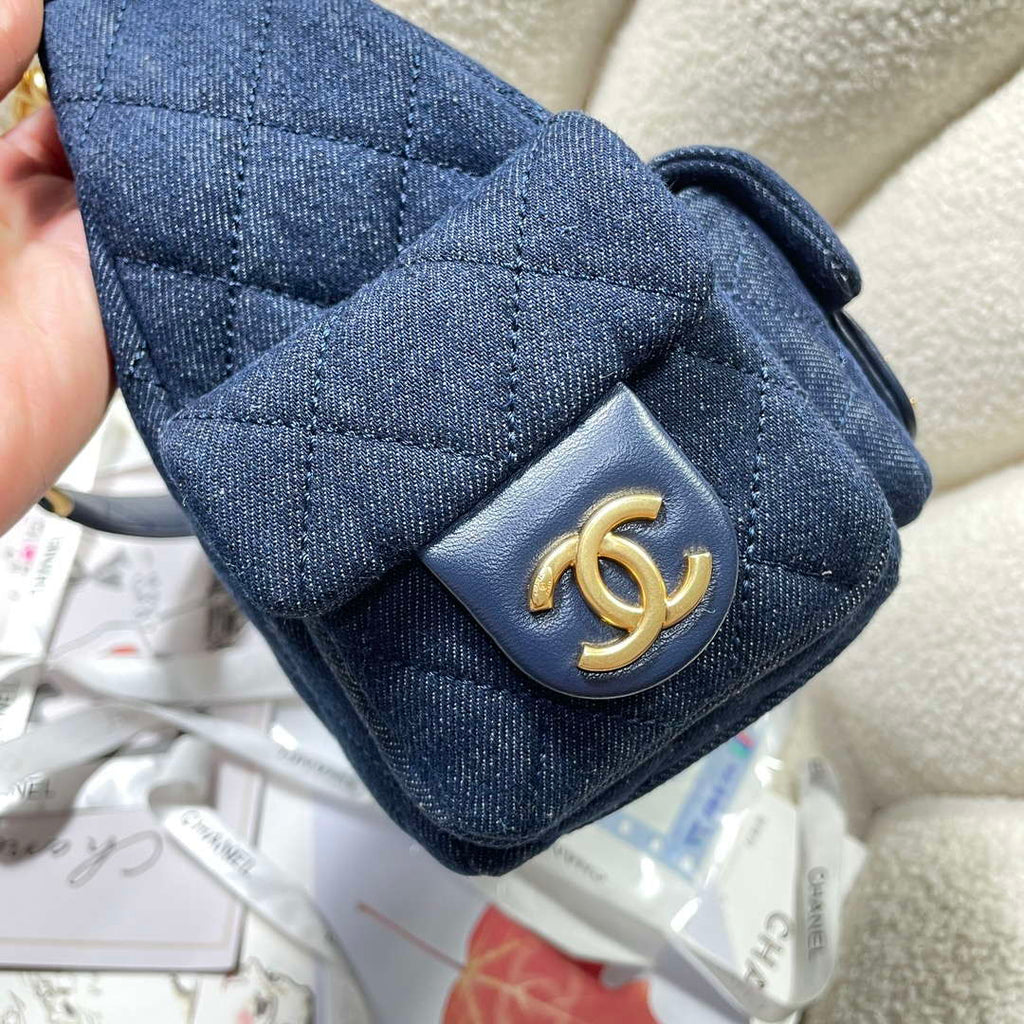 Chanel AS5339 Small Hobo Shiny Denim & Gold-Tone Metal Dark blue