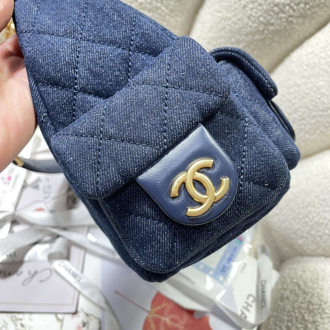Chanel AS5339 Small Hobo Shiny Denim & Gold-Tone Metal Dark blue
