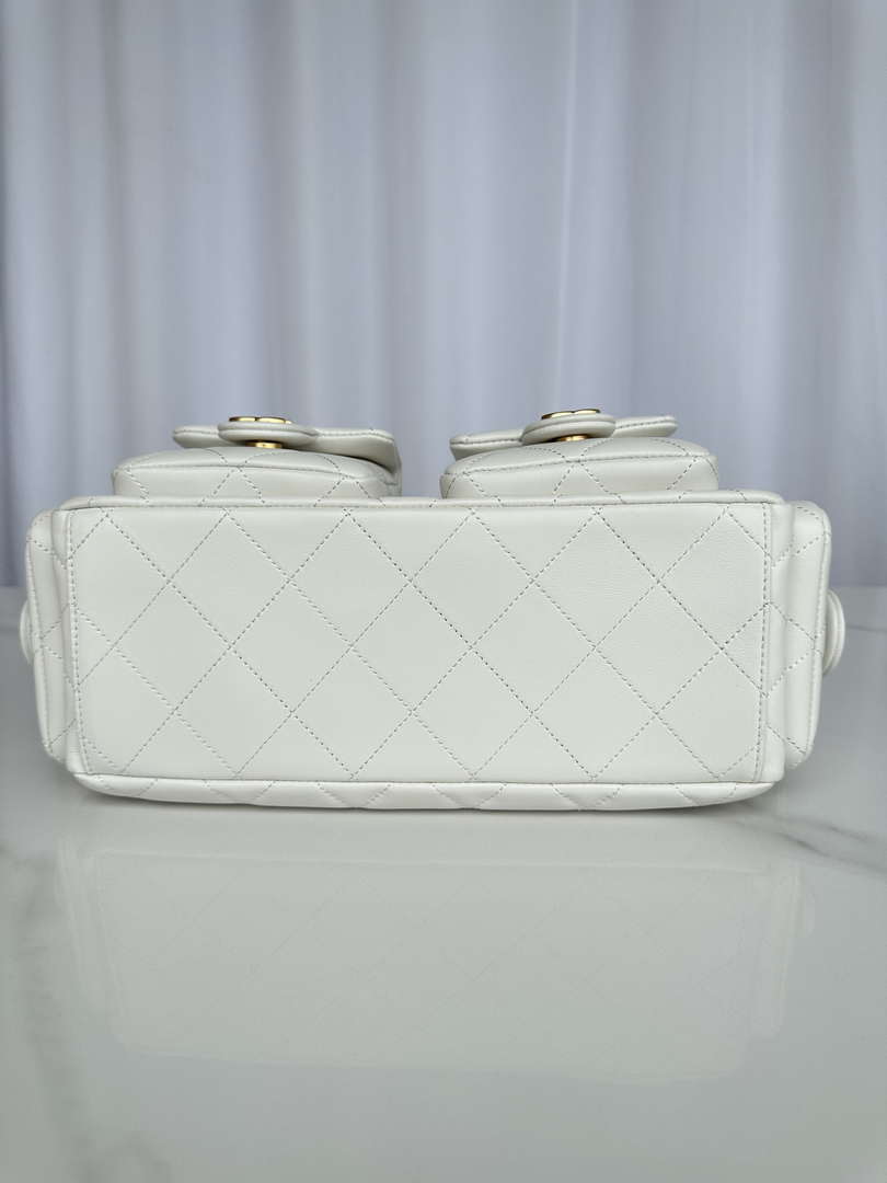 Chanel AS5339 Small Hobo Shiny Lambskin & Gold-Tone Metal White