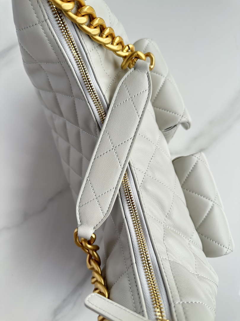 Chanel AS5339 Small Hobo Shiny Lambskin & Gold-Tone Metal Light Green - Default Title - View 6