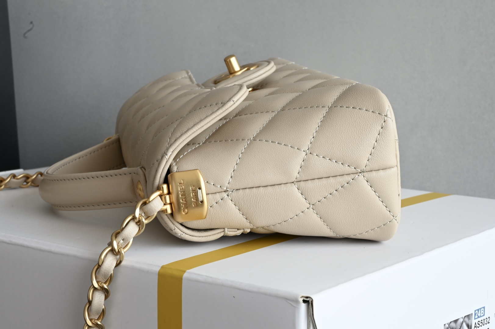 Chanel 25SS AS5354 Mini Flap Bag with Top Handle Lambskin Apricot