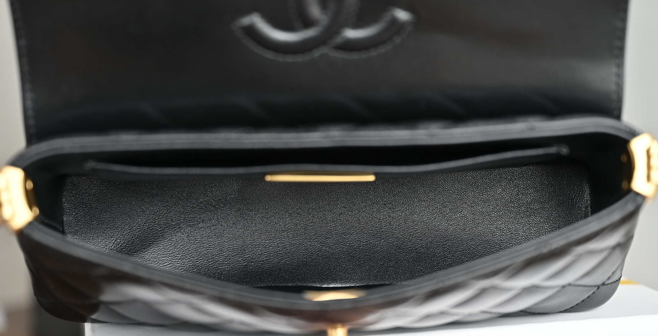 Chanel 25SS AS5354 Mini Flap Bag with Top Handle Lambskin Black - Default Title - View 9