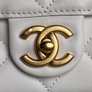 Chanel AS5390 25P Limited Edition Pearl Handle Flap Bag White Lambskin - Default Title - View 3
