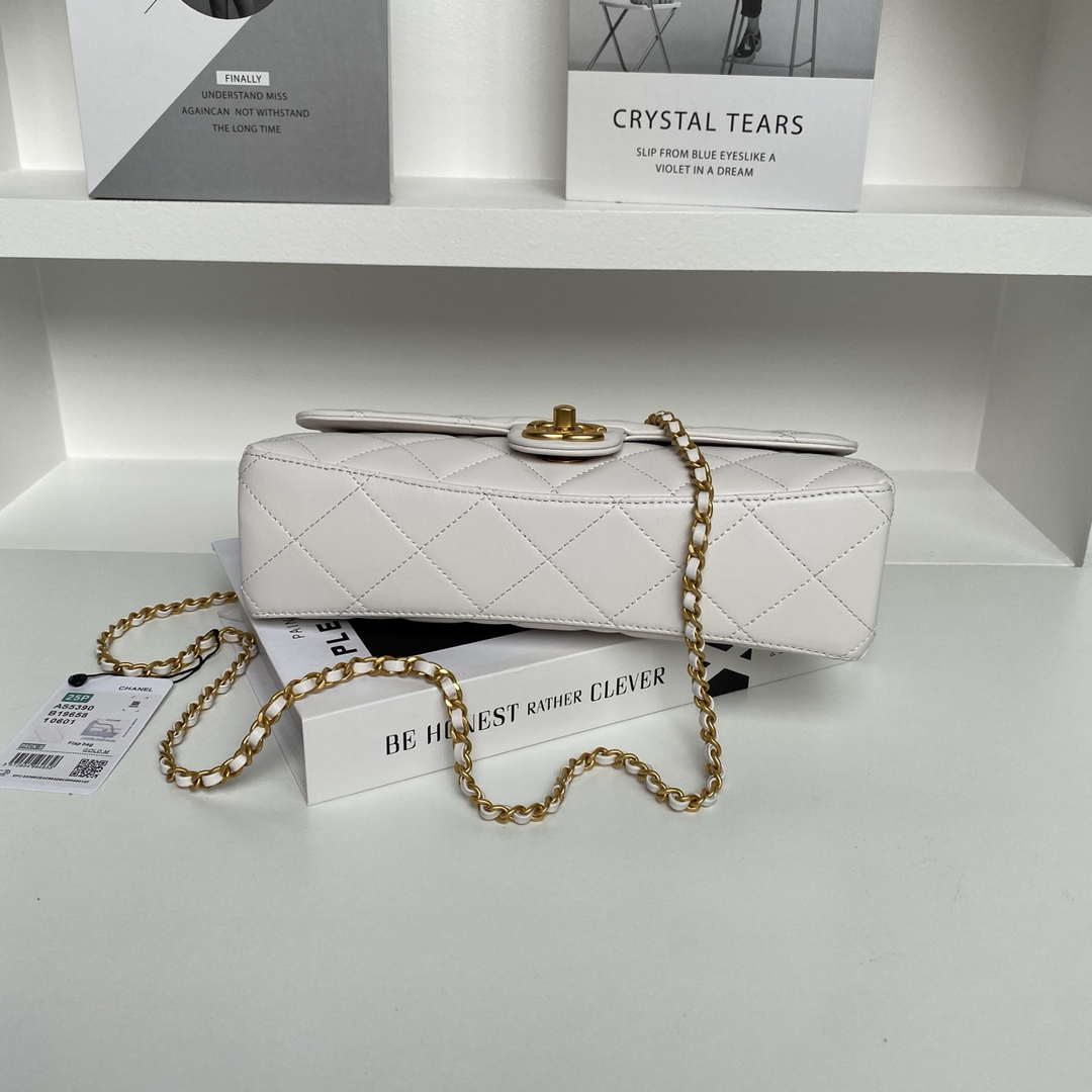 Chanel AS5390 25P Limited Edition Pearl Handle Flap Bag White Lambskin - Default Title - View 7