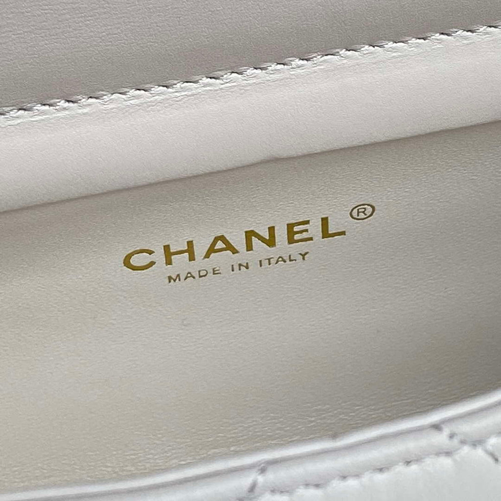 Chanel AS5390 25P Limited Edition Pearl Handle Flap Bag White Lambskin