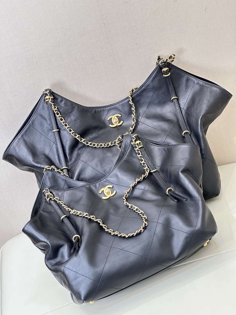 Chanel AS5463 25SS Maxi Shopping Bag  Calfskin & Gold-Tone Metal  Black