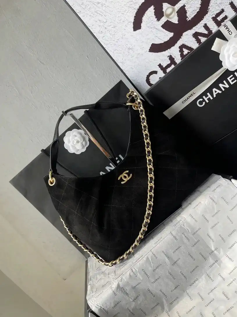 Chanel AS5978 Vintage Suede Hobo beach Tote Bag 26c Black