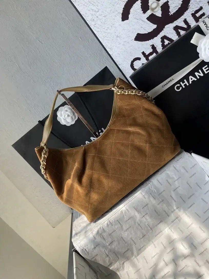 Chanel AS5978 Vintage Suede Hobo beach Tote Bag 26c Brown