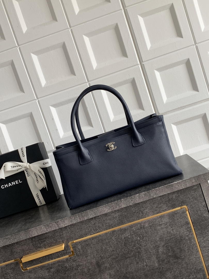 Chanel AS6055 Cerf Leather Exterior Small Tote Bags Navy Blue