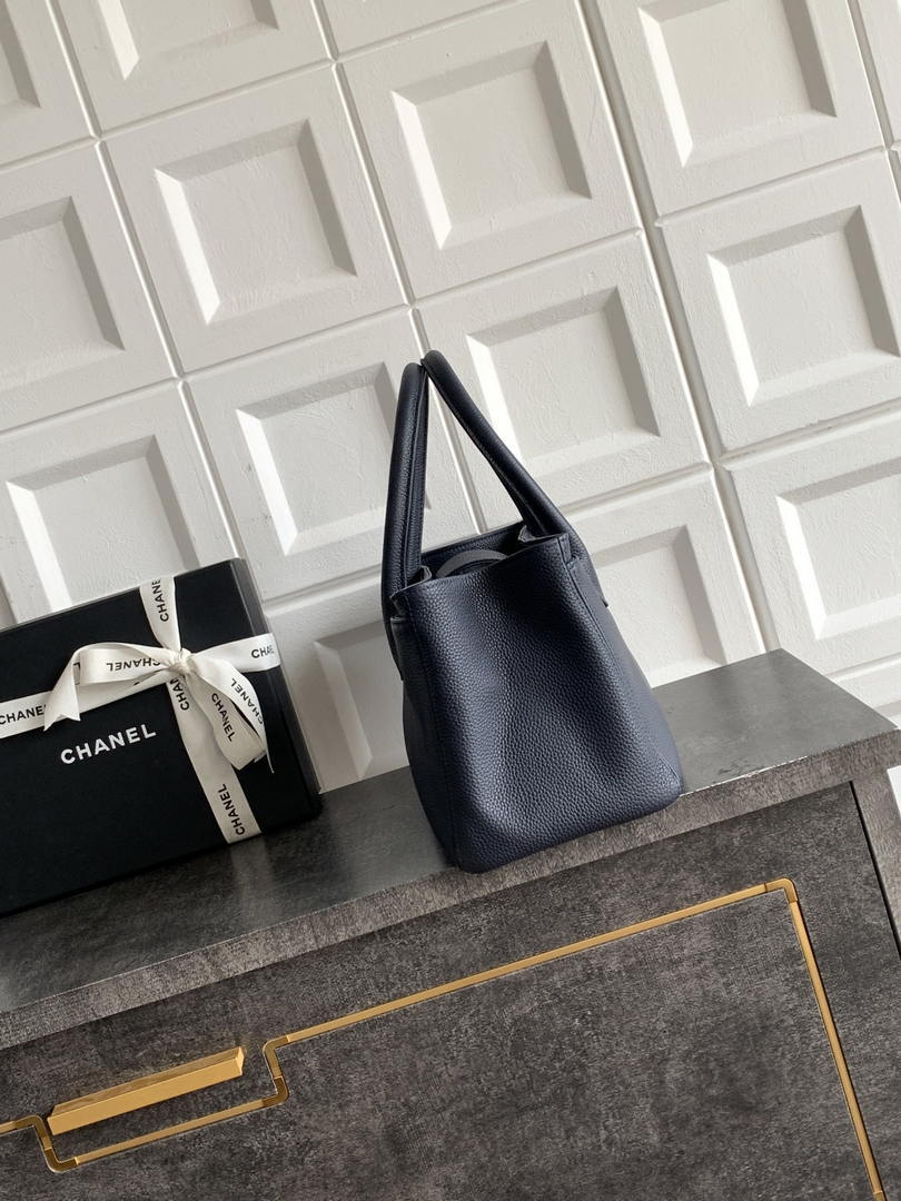 Chanel AS6055 Cerf Leather Exterior Small Tote Bags Navy Blue - Default Title - View 2