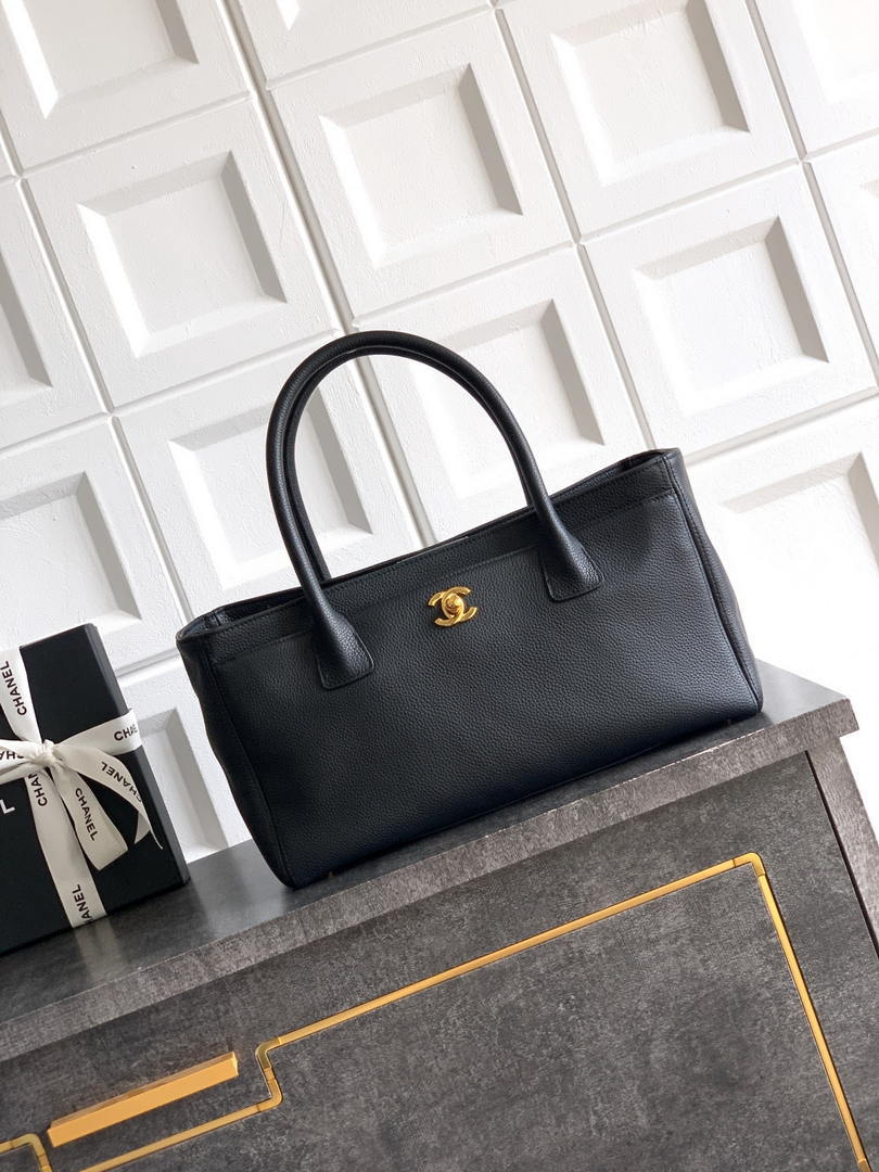 Chanel AS6055 Cerf Leather Exterior Small Tote Bags Bag Black