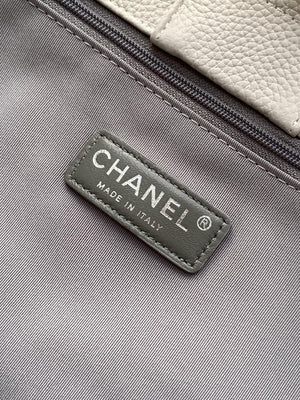 Chanel AS6056 Cerf Leather Exterior Medium Tote Bags White - Default Title - View 9
