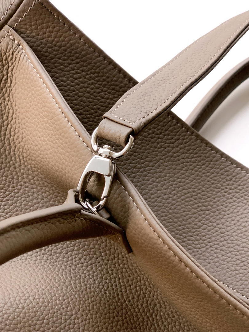 Chanel AS6056 Cerf Leather Exterior Medium Tote Bags Gray