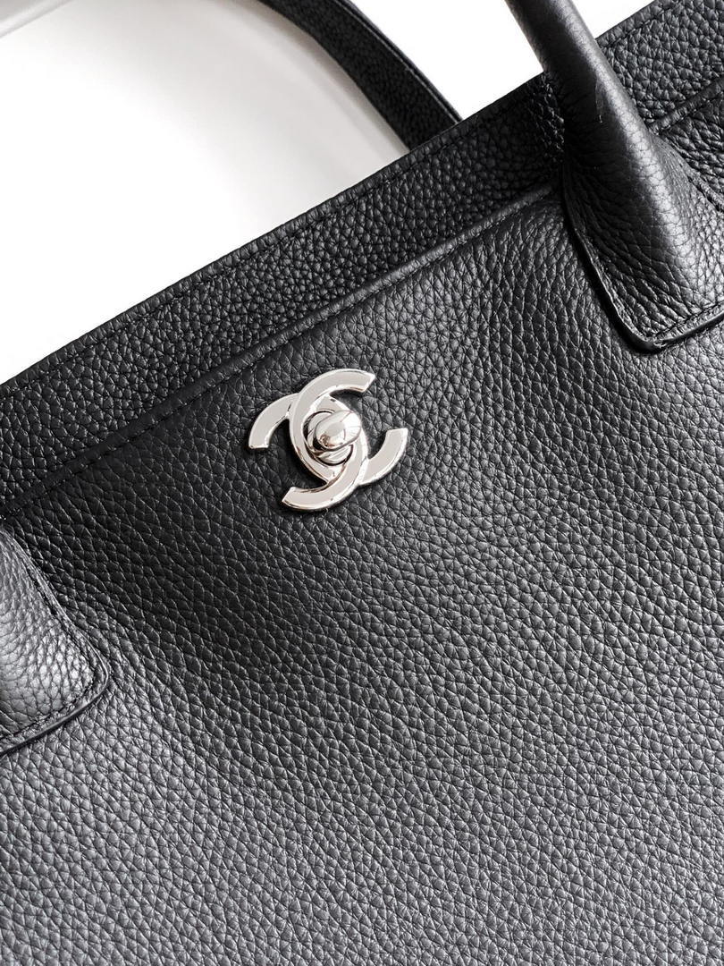 Chanel AS6056 Cerf Leather Exterior Medium Tote Bags Black Silver - Default Title - View 8