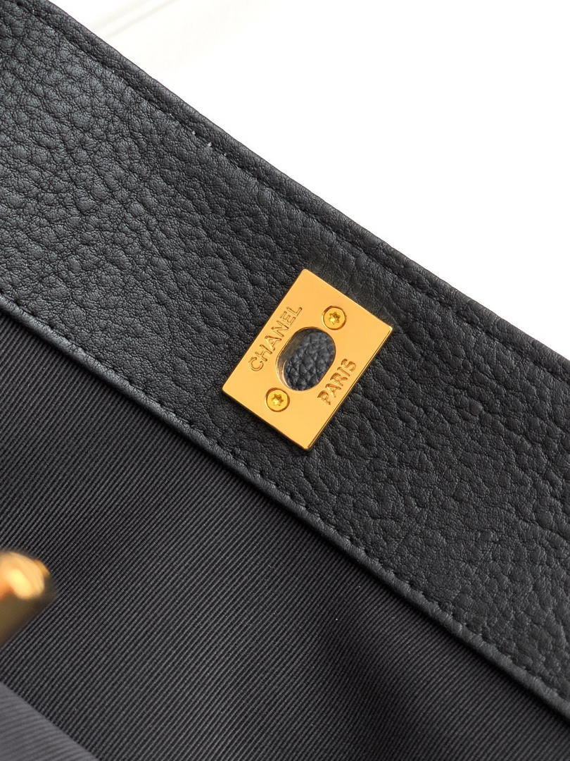 Chanel AS6056 Cerf Leather Exterior Medium Tote Bags Black Gold - Default Title - View 7