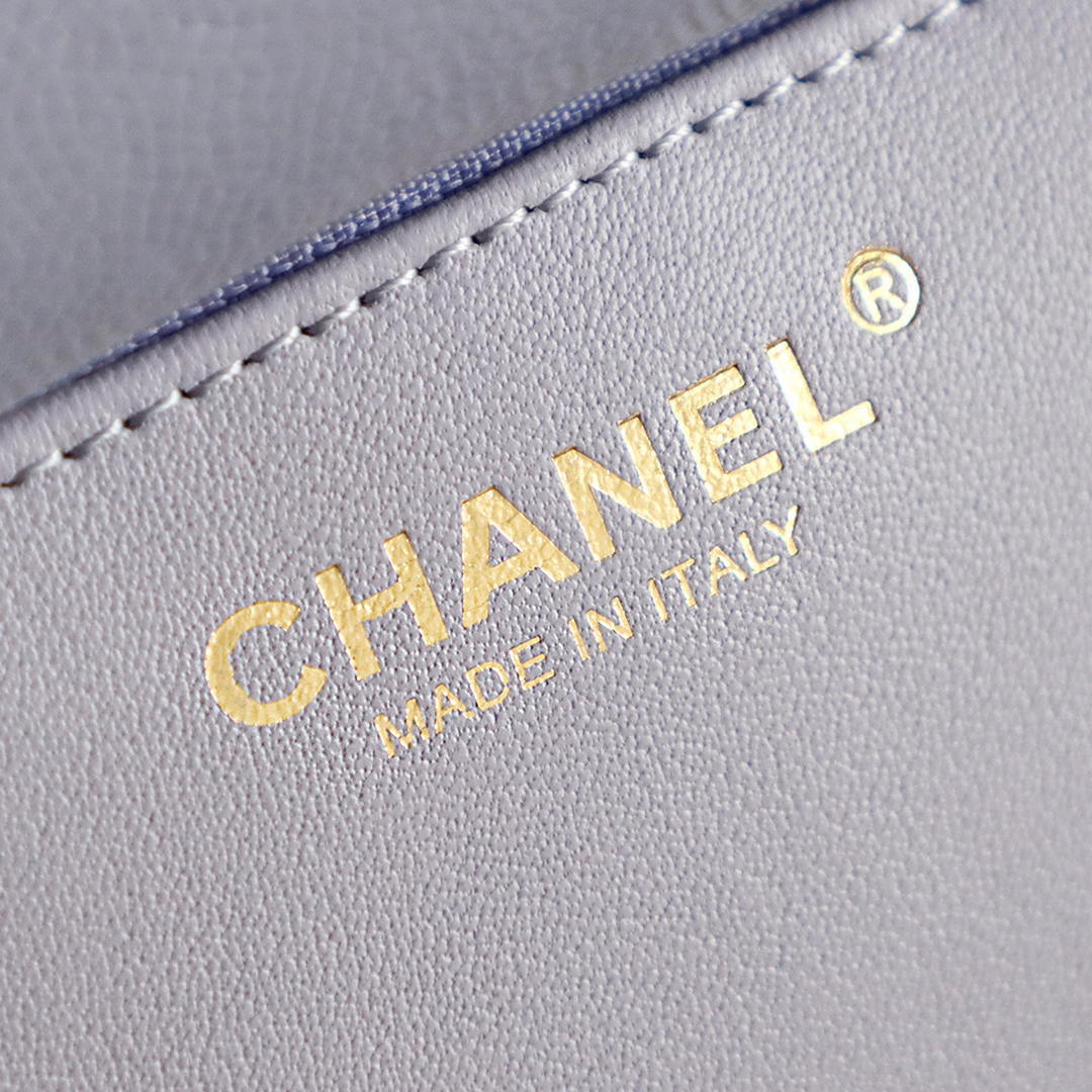 Chanel AS6130 Small Flap Bag Grained Shiny Calfskin & Gold-Tone Metal Light Purple