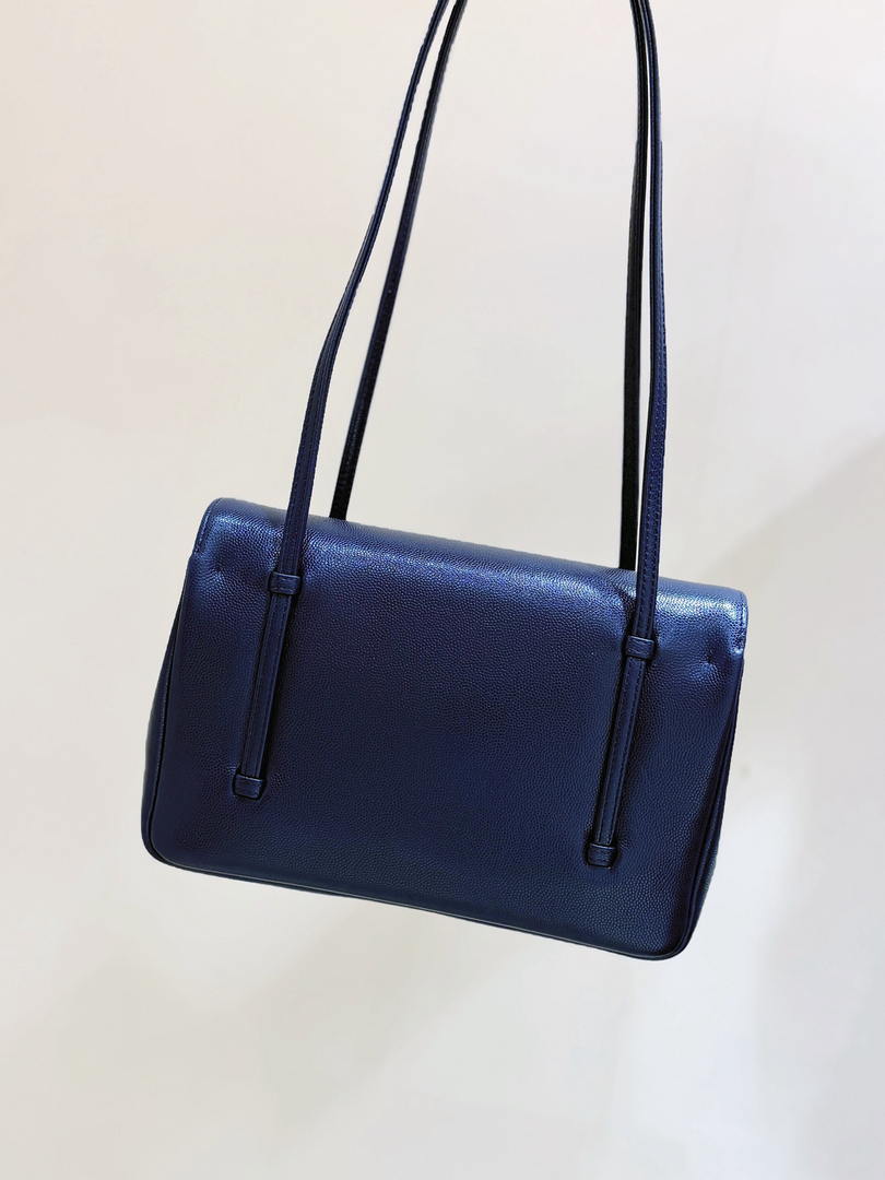 Chanel AS6130 Small Flap Bag Grained Shiny Calfskin & Gold-Tone Metal Navy Blue