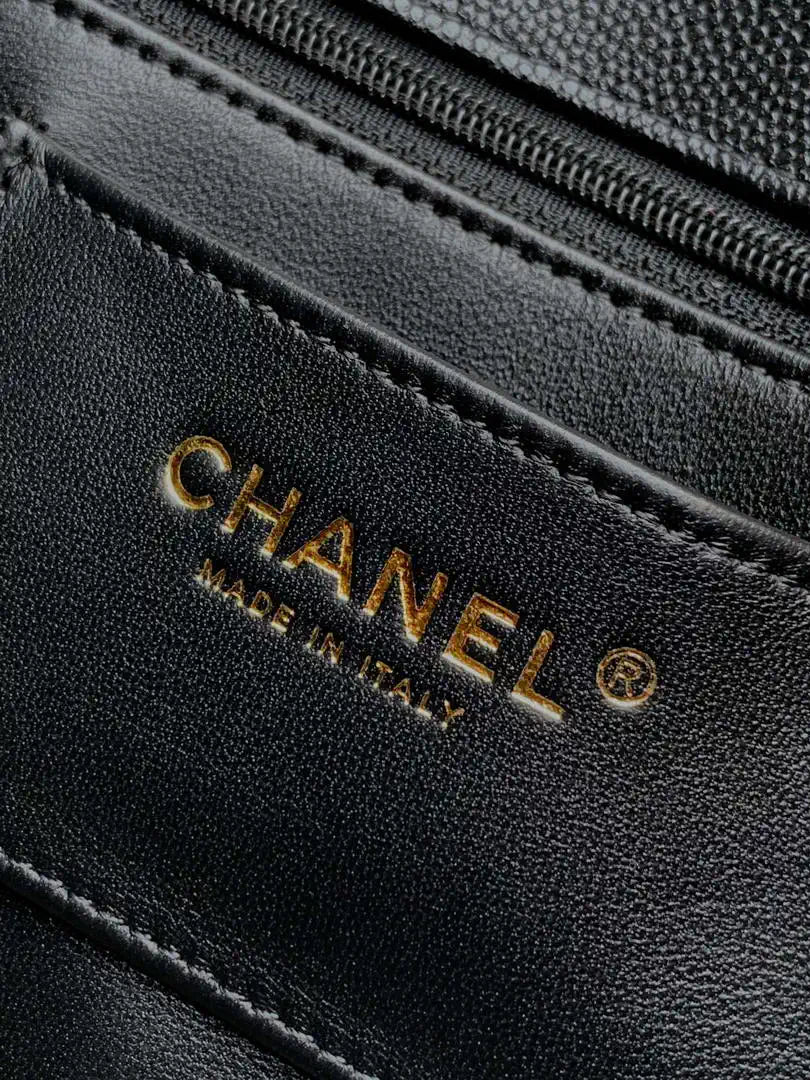 Chanel AS6130 Small Flap Bag Grained Shiny Calfskin & Gold-Tone Metal Black