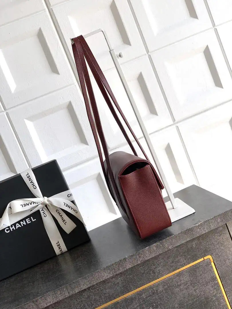 Chanel AS6130 Small Flap Bag Grained Shiny Calfskin & Gold-Tone Metal Wine Red