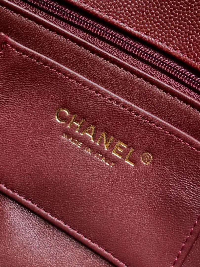 Chanel AS6130 Small Flap Bag Grained Shiny Calfskin & Gold-Tone Metal Wine Red