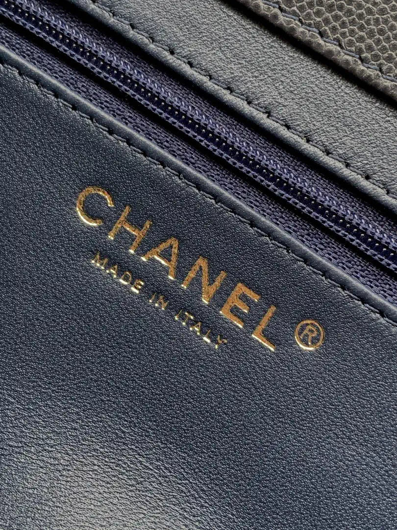 Chanel AS6130 Small Flap Bag Grained Shiny Calfskin & Gold-Tone Metal Navy Blue