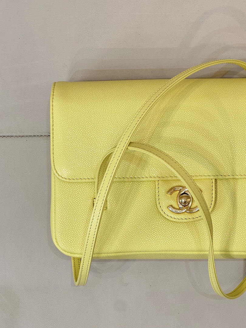 Chanel AS6130 Small Flap Bag Grained Shiny Calfskin & Gold-Tone Metal Yellow