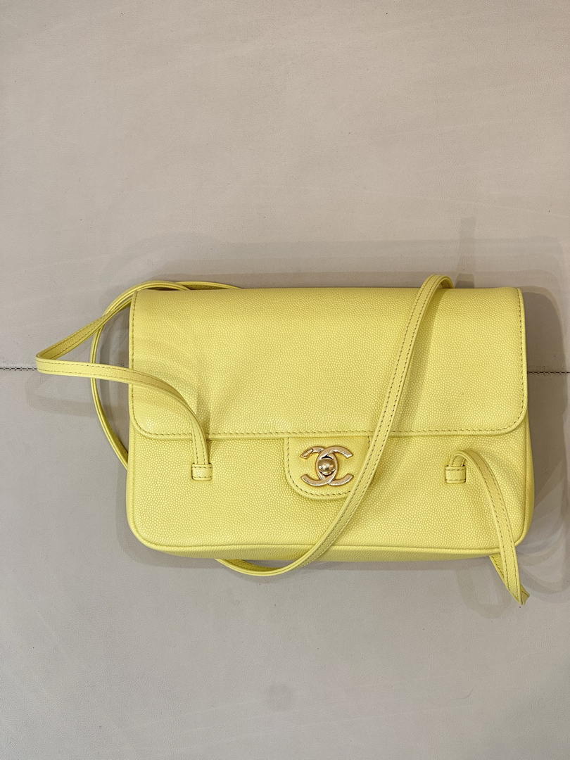 Chanel AS6130 Small Flap Bag Grained Shiny Calfskin & Gold-Tone Metal Yellow
